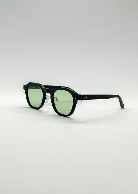 Lunettes Graphite Vintage – Sobriété Chic & Protection